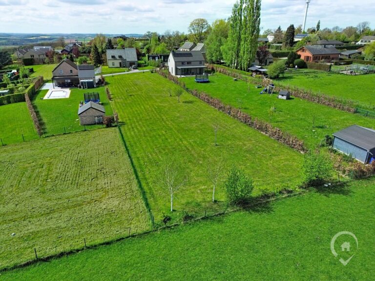 Condrogest - Magnifique parcelle de 18 ares à vendre à Loyers - Dinant