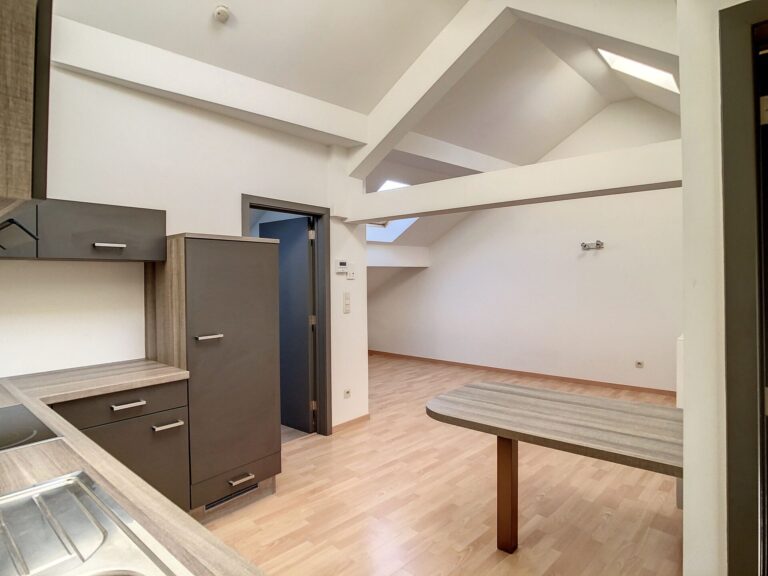 Condrogest - Appartement 1 chambre à louer au centre de Ciney LOUE