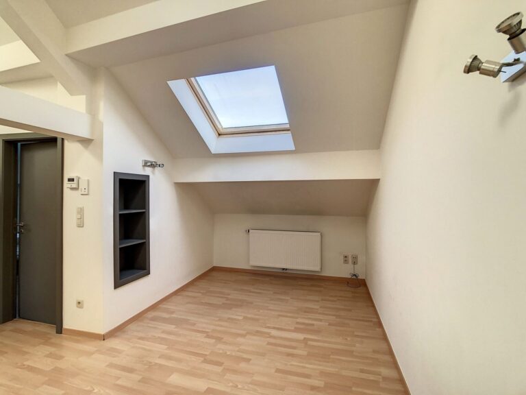 Condrogest - Appartement 1 chambre à louer au centre de Ciney LOUE