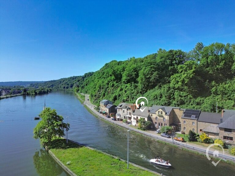Condrogest - Maison composée de 2 unités à vendre, en bord de Meuse