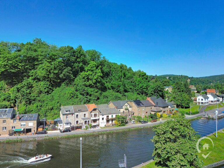 Condrogest - Maison composée de 2 unités à vendre, en bord de Meuse