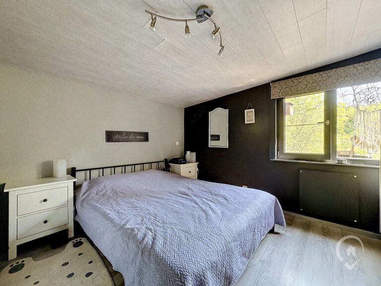 Condrogest - Maison 4 façades 2 chambres à vendre à Hastière