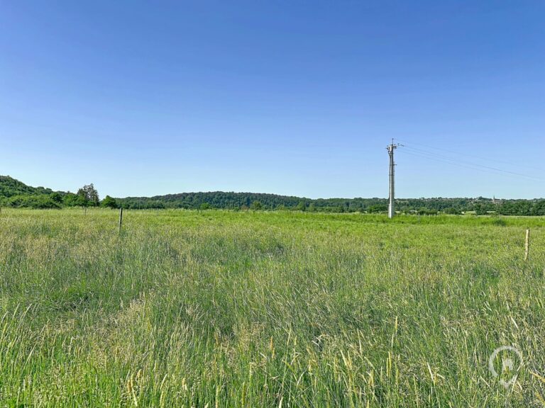 Condrogest - Terrain à bâtir à Deulin, avec vue sur les campagnes