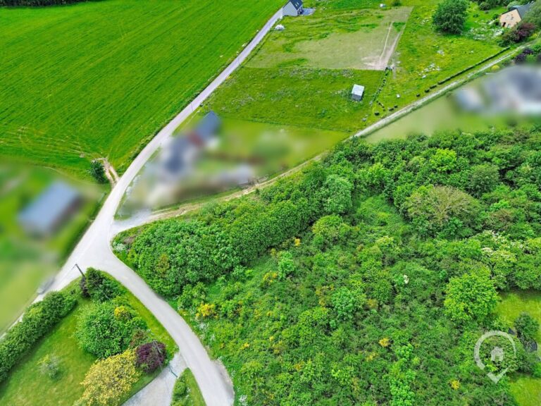 Condrogest - Terrain à vendre avec vue dégagée à Dinant
