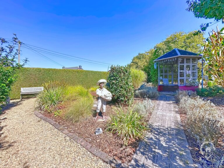 Condrogest - VENDU!! Superbe maison avec magnifique jardin à vendre à Deulin