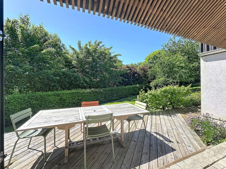 Condrogest - Villa d'architecte 5 chambres à vendre à Havelange - Ossogne