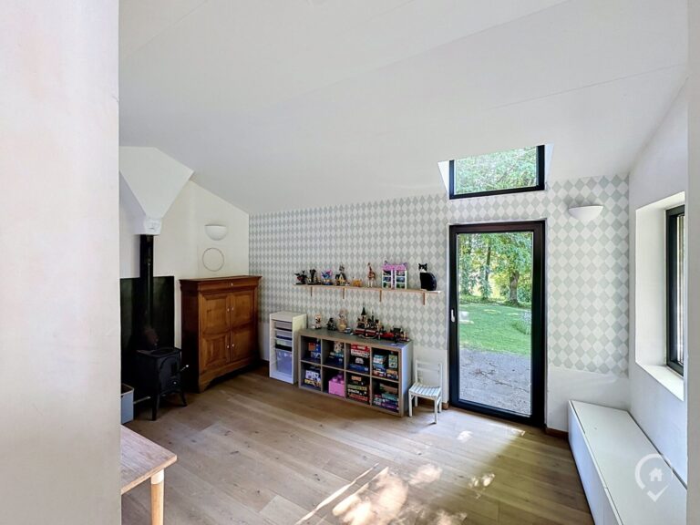 Condrogest - Villa d'architecte 5 chambres à vendre à Havelange - Ossogne