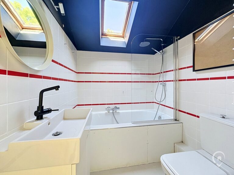 Condrogest - Villa d'architecte 5 chambres à vendre à Havelange - Ossogne