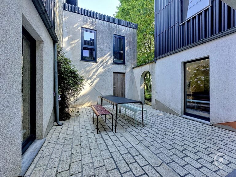 Condrogest - Villa d'architecte 5 chambres à vendre à Havelange - Ossogne