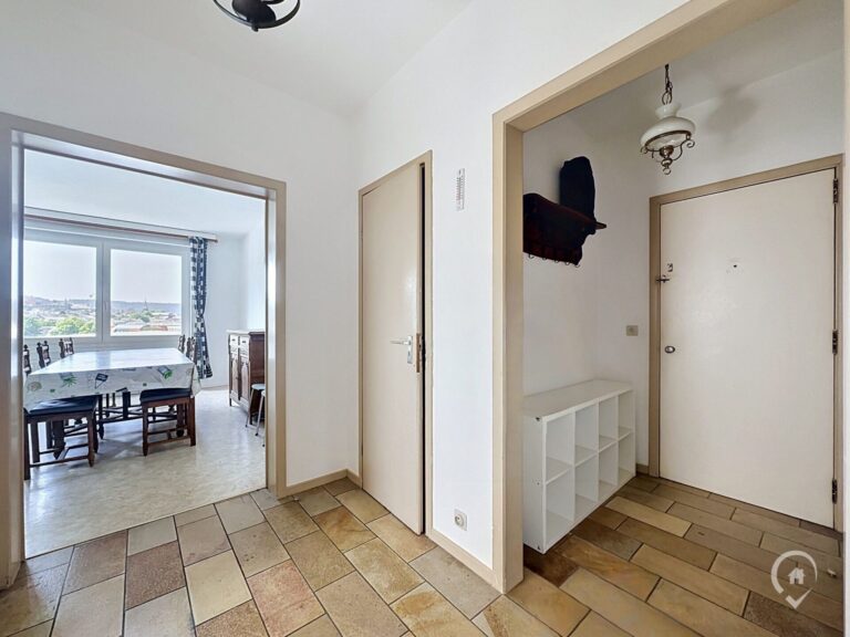 Condrogest - SOUS OPTION !!! Appartement à Namur 3 chambres avec vue sur Sambre