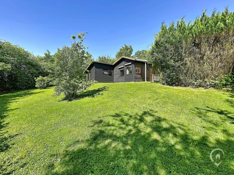 Condrogest - SOUS OPTION !!! Chalet au calme 1 chambre à vendre à Somal