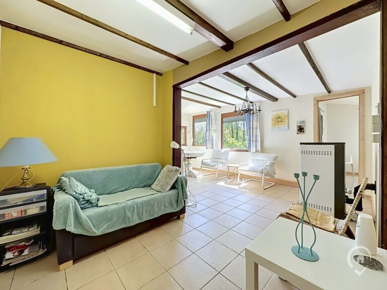 Condrogest - SOUS OPTION !!! Chalet au calme 1 chambre à vendre à Somal