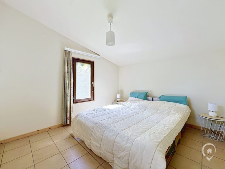 Condrogest - SOUS OPTION !!! Chalet au calme 1 chambre à vendre à Somal