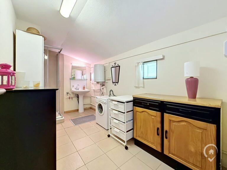 Condrogest - SOUS OPTION !!! Chalet au calme 1 chambre à vendre à Somal