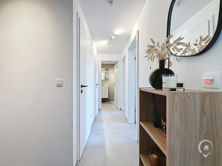 Condrogest - SOUS OPTION !!! Superbe appartement lumineux 2 chambres à vendre à Marloie