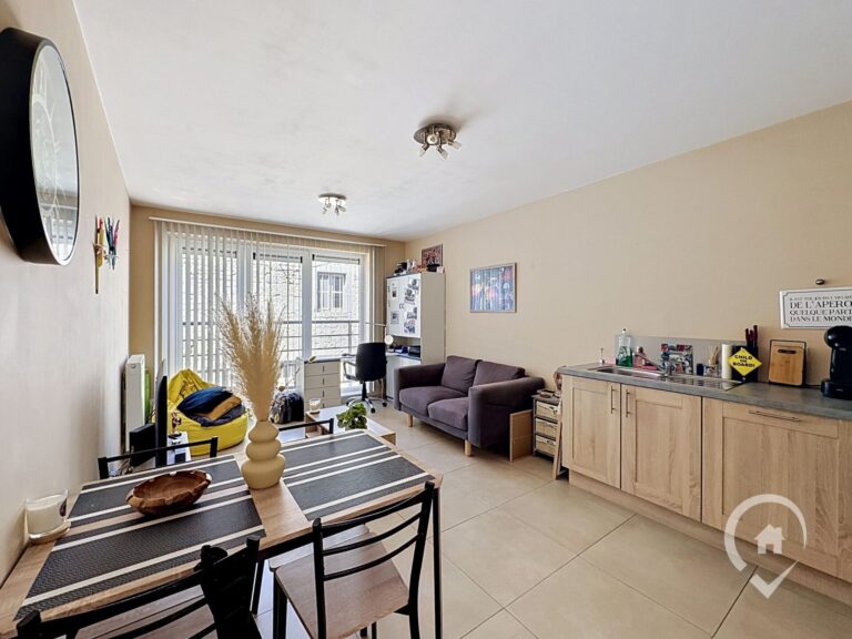 Condrogest - Appartement 1 chambre à louer au centre de Ciney SOUS OPTION