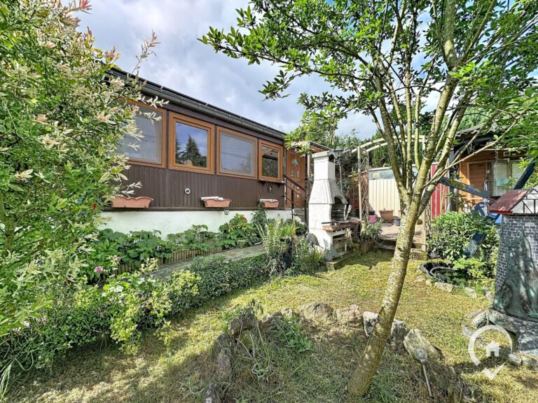 Condrogest - Chalet 1 chambre à vendre à Hastière