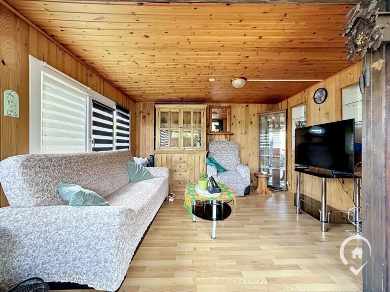Condrogest - Chalet 1 chambre à vendre à Hastière