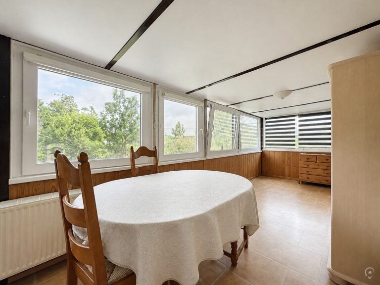 Condrogest - Chalet 1 chambre à vendre à Hastière