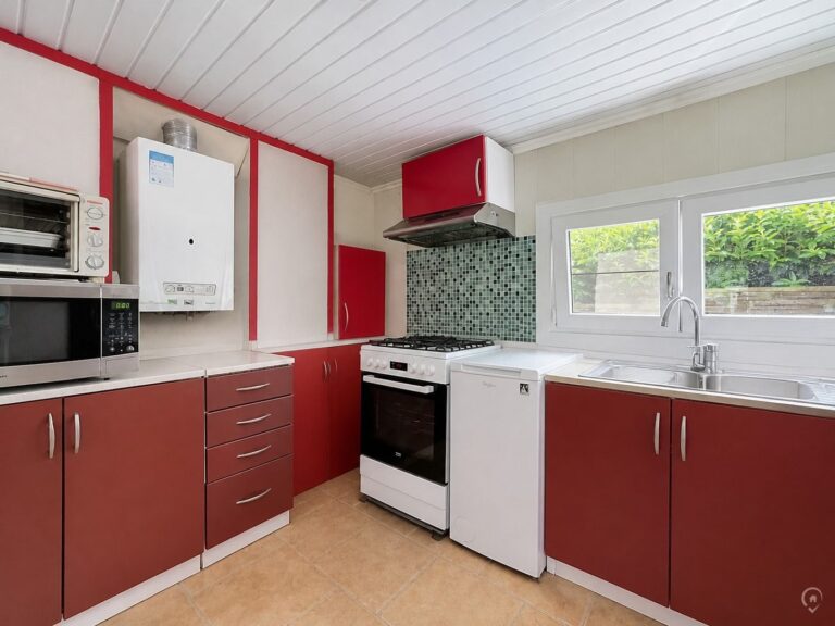 Condrogest - Chalet 1 chambre à vendre à Hastière