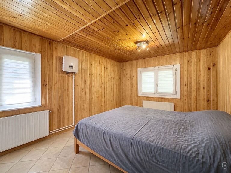 Condrogest - Chalet 1 chambre à vendre à Hastière