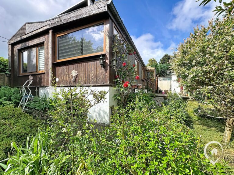 Condrogest - Chalet 1 chambre à vendre à Hastière