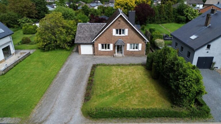 Condrogest - Maison 5 chambres sur 9 ares à vendre à Assesse