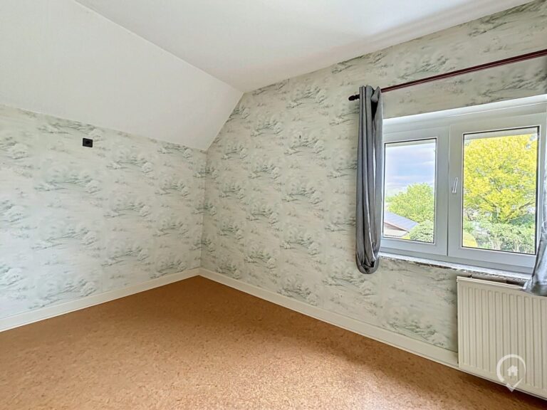 Condrogest - Maison 5 chambres sur 9 ares à vendre à Assesse