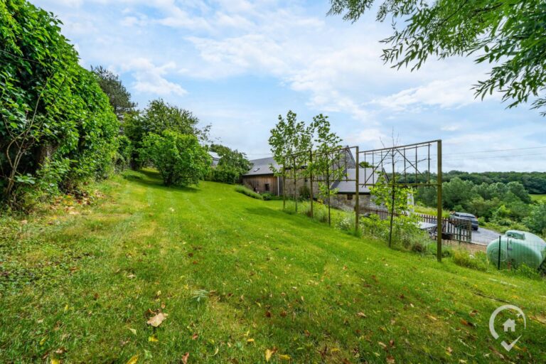 Condrogest - Gîte meublé 4 chambres à vendre à Awagne