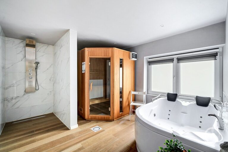 Condrogest - Gîte meublé 4 chambres à vendre à Awagne