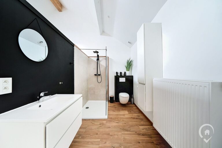 Condrogest - Gîte meublé 4 chambres à vendre à Awagne