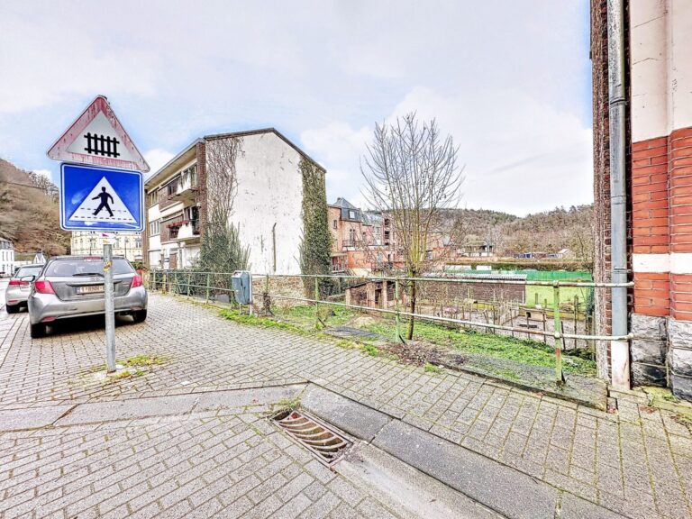 Condrogest - Projet immobilier à vendre à Houyet