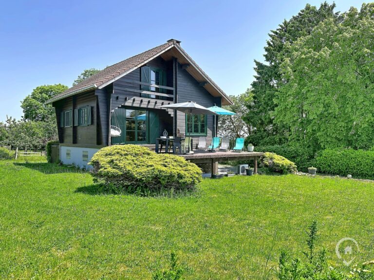 Condrogest - SOUS OPTION !!! Chalet au calme en zone d'habitat à vendre à Forzée