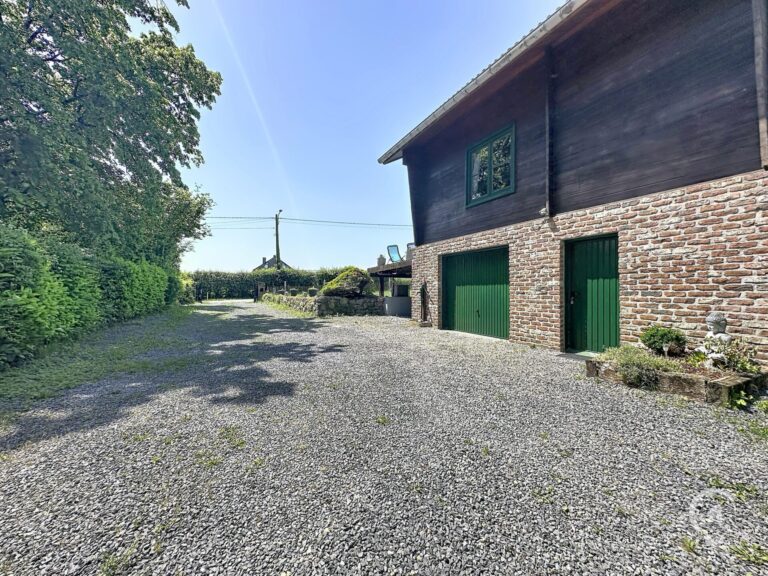 Condrogest - SOUS OPTION !!! Chalet au calme en zone d'habitat à vendre à Forzée