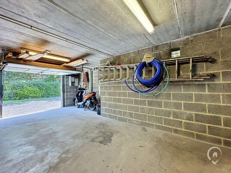 Condrogest - SOUS OPTION !!! Chalet au calme en zone d'habitat à vendre à Forzée