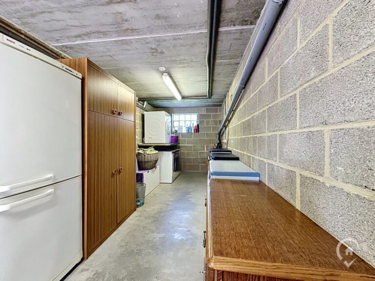 Condrogest - SOUS OPTION !!! Chalet au calme en zone d'habitat à vendre à Forzée
