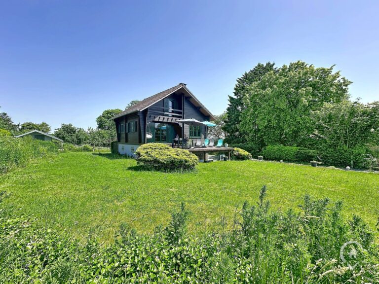 Condrogest - SOUS OPTION !!! Chalet au calme en zone d'habitat à vendre à Forzée