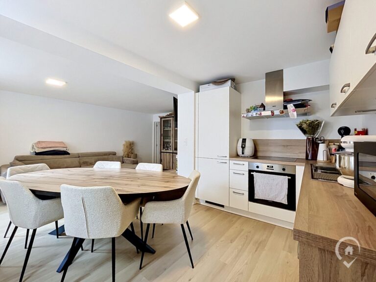 Condrogest - Appartement 2 chambres à louer au centre de Marche SOUS OPTION
