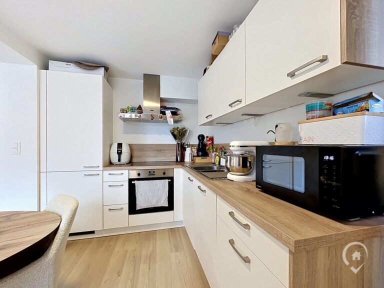 Condrogest - Appartement 2 chambres à louer au centre de Marche SOUS OPTION
