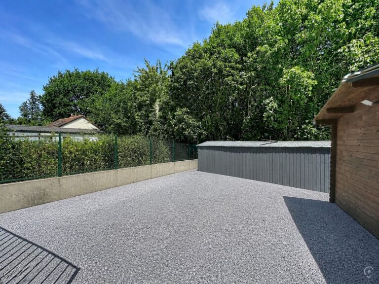 Condrogest - Caravane résidentielle 3 chambres à vendre à Hastière