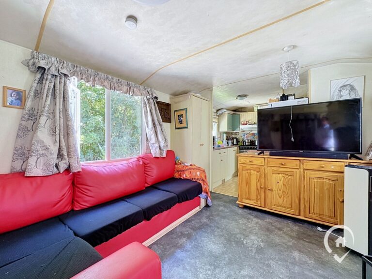 Condrogest - Caravane résidentielle 3 chambres à vendre à Hastière