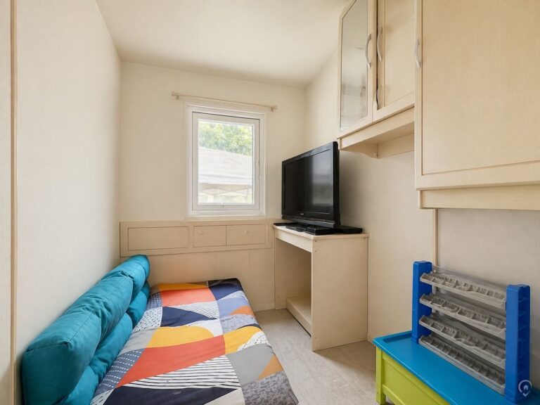 Condrogest - Caravane résidentielle 3 chambres à vendre à Hastière