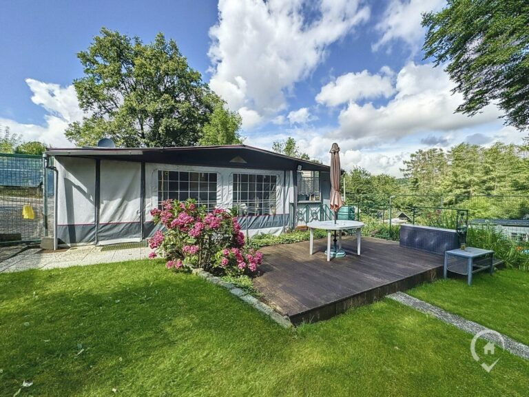 Condrogest - Caravane résidentielle 2 chambres à vendre à Hastière