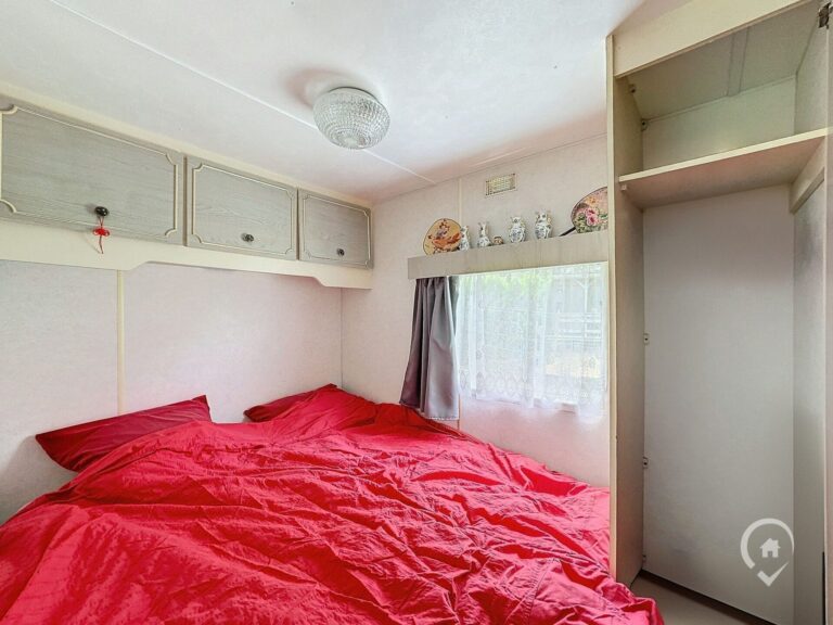 Condrogest - Caravane résidentielle 2 chambres à vendre à Hastière