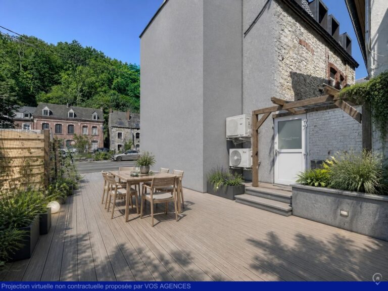 Condrogest - Appartement rénové avec terrasse à vendre à Hastière