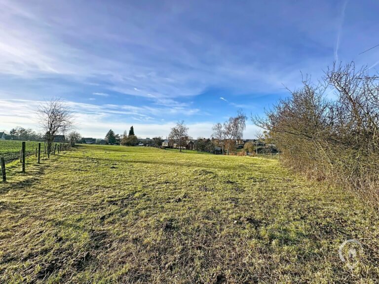 Condrogest - VENDU - Superbe terrain agricole de 70 ares à vendre