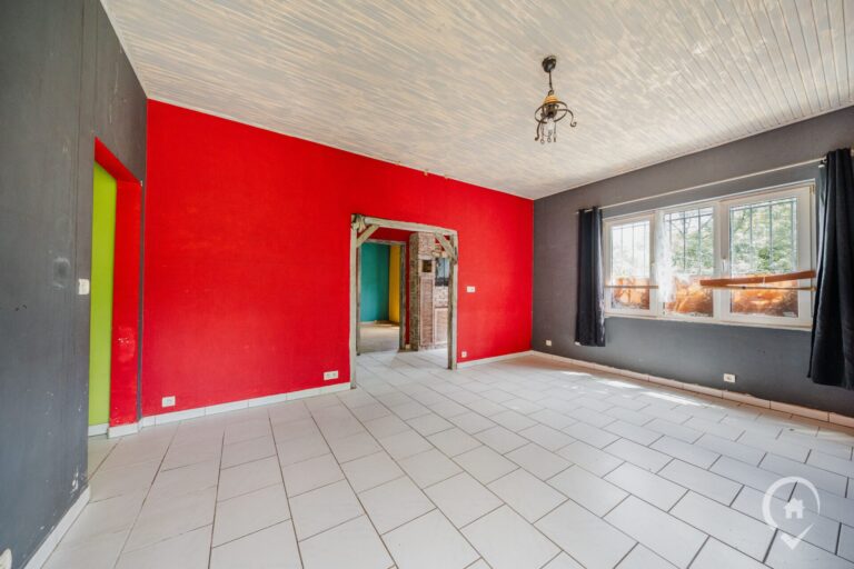 Condrogest - Maison de plain-pied 4 chambres à vendre à Inzemont