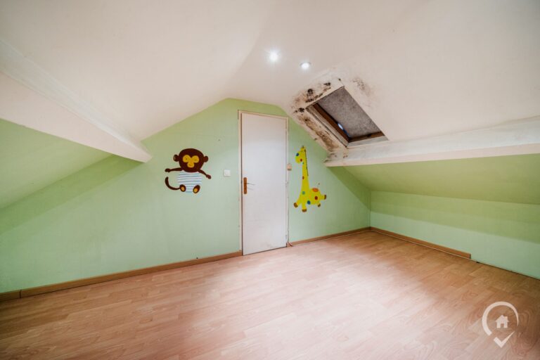 Condrogest - Maison de plain-pied 4 chambres à vendre à Inzemont