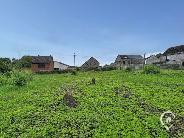 Condrogest - Terrain à bâtir avec permis pour 2 maisons à Rosée