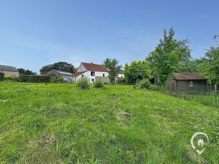 Condrogest - Terrain à bâtir avec permis pour 2 maisons à Rosée